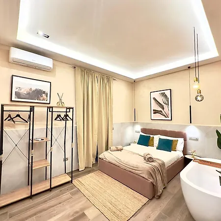 Falco Deluxe - Elegante Vasca In Apartment Naples