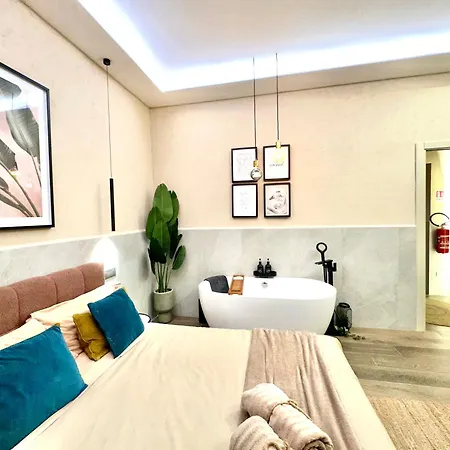 Apartment Falco Deluxe - Elegante Vasca In